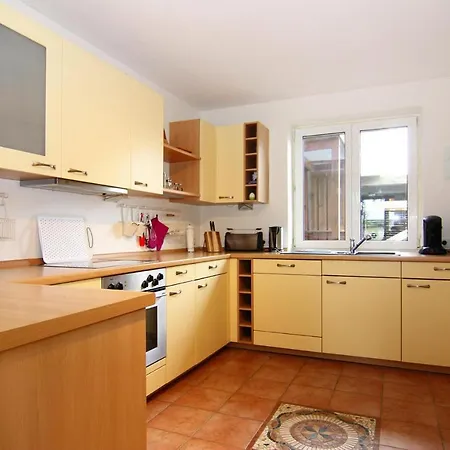 Semi-detached House - Dns09042-l